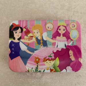 پازل چوبی جعبه فلزی 4 در 1 طرح پرنسس ها